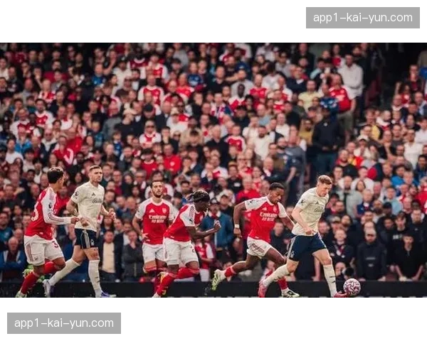 阿森纳四球大胜利兹联 积分达五十三分继续领跑英超积分榜